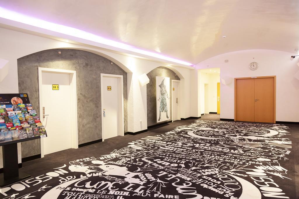 Hotel Tristar La Louvière Exterior foto
